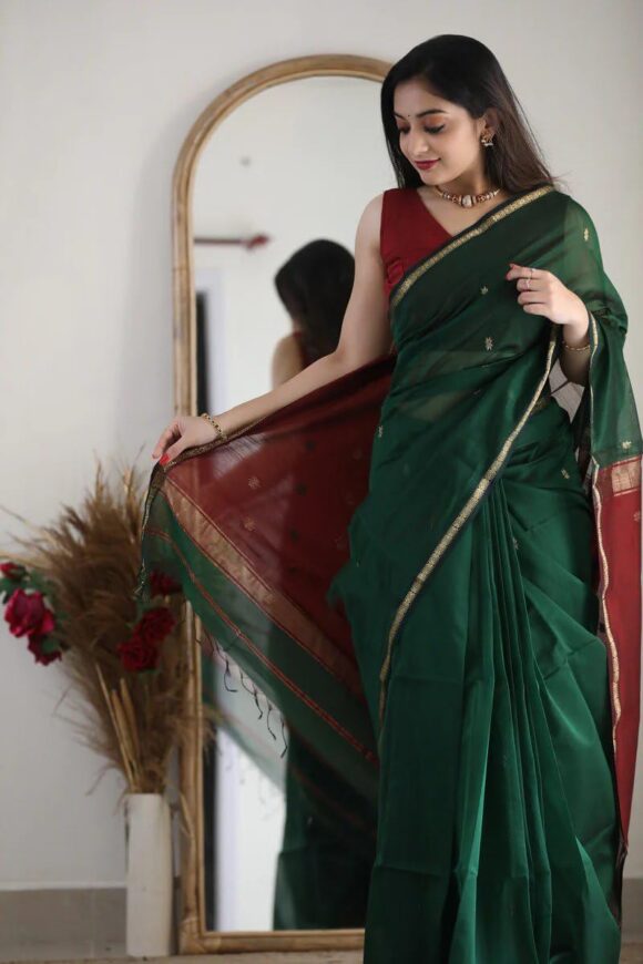 Flosive Women's Mix Color & Golden Kanjivaram Wedding Saree With Blouse (DARK GREEN)