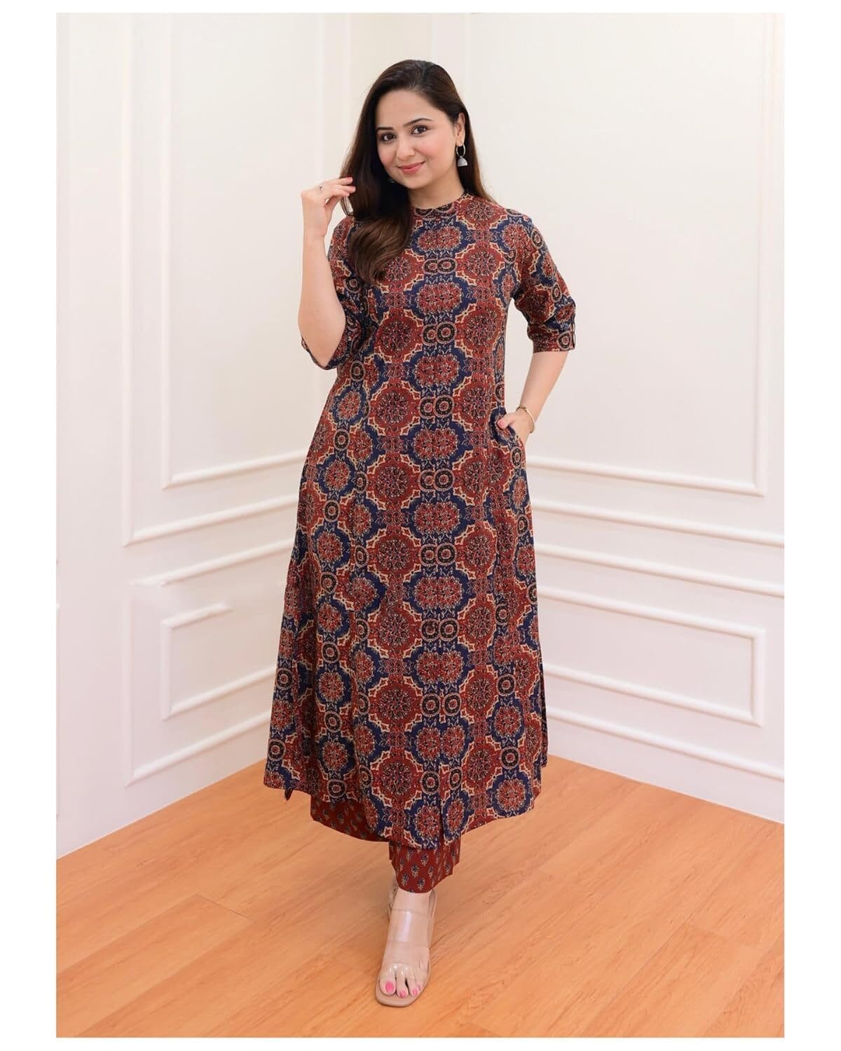 Women's Cotton Blend Straight Printed Kurta with Palazzo - Image 6