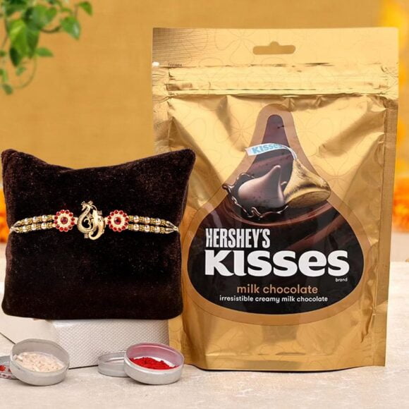Rakhi Gift for Brother with Chocolate - Designer Rakhi for Brother with Hershey's Kisses Chocolates Pack(200 Grams)