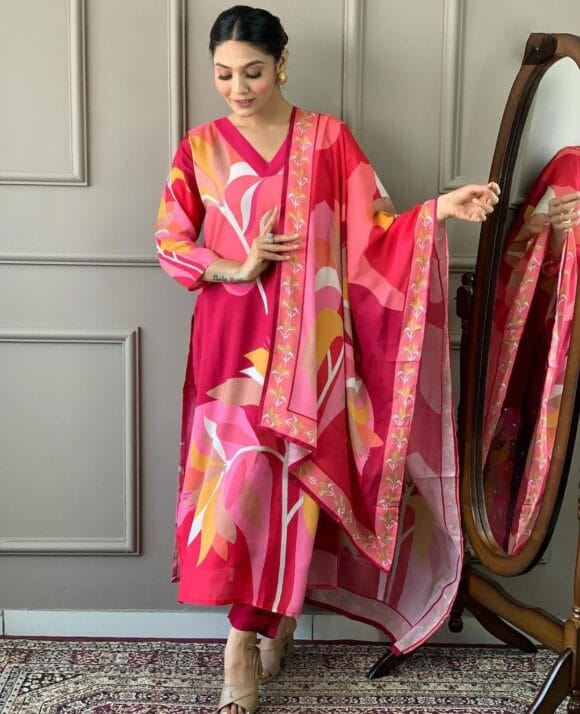 Women's Cotton Blend Kurta with Pant & Dupatta - Image 3