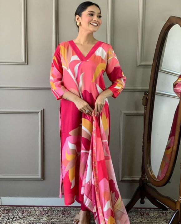 Women's Cotton Blend Kurta with Pant & Dupatta - Image 4