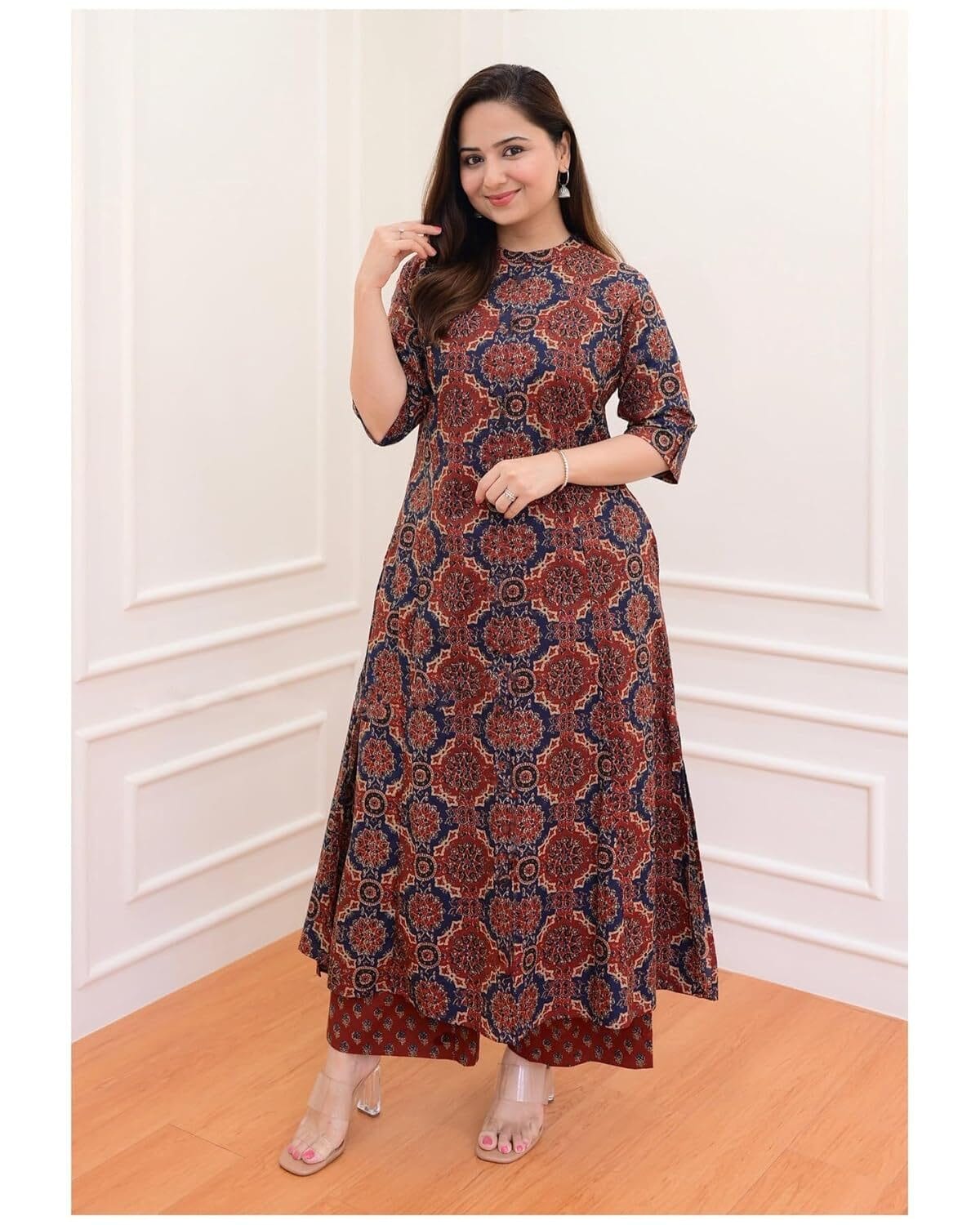 Women's Cotton Blend Straight Printed Kurta with Palazzo - Image 3