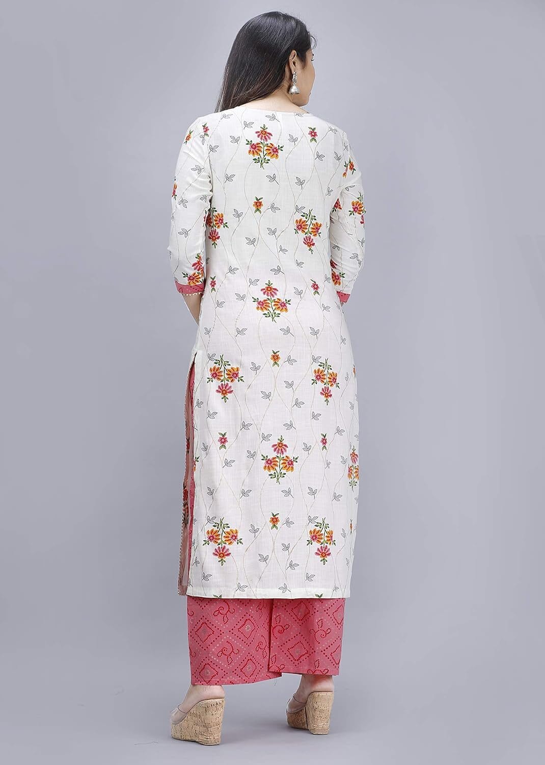 Women Pink Cotton Printed Kurta With Palazzo & Dupatta Set - Image 4