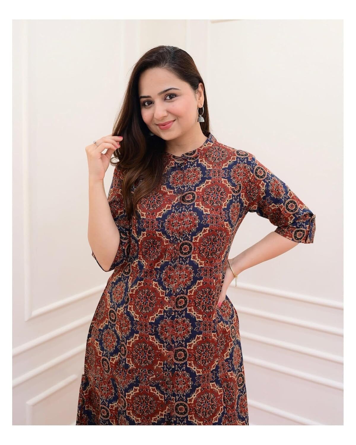 Women's Cotton Blend Straight Printed Kurta with Palazzo - Image 7